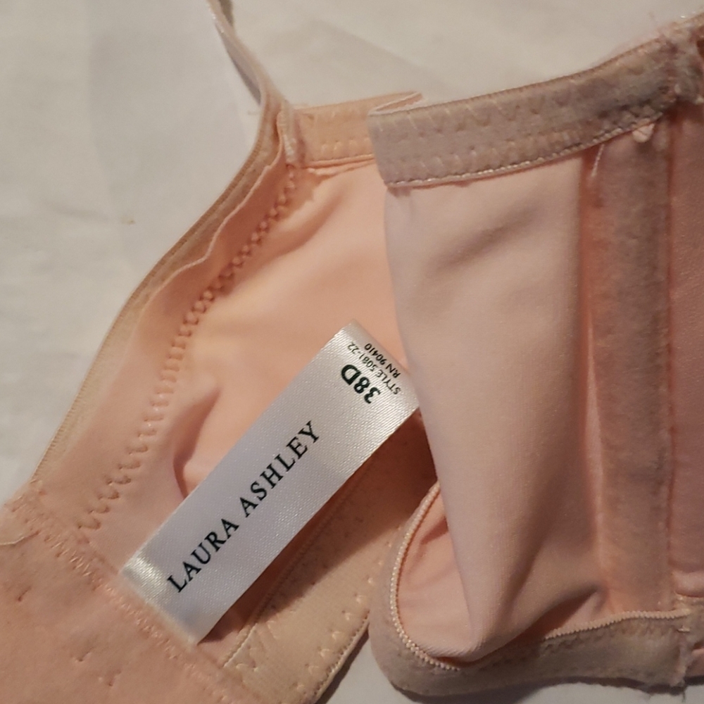 Bra - Picture 4 of 5